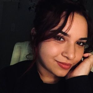 Meet your Posher, Kim